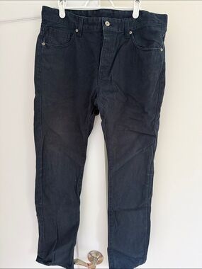 H&M Men Slim Straight Jeans in Black